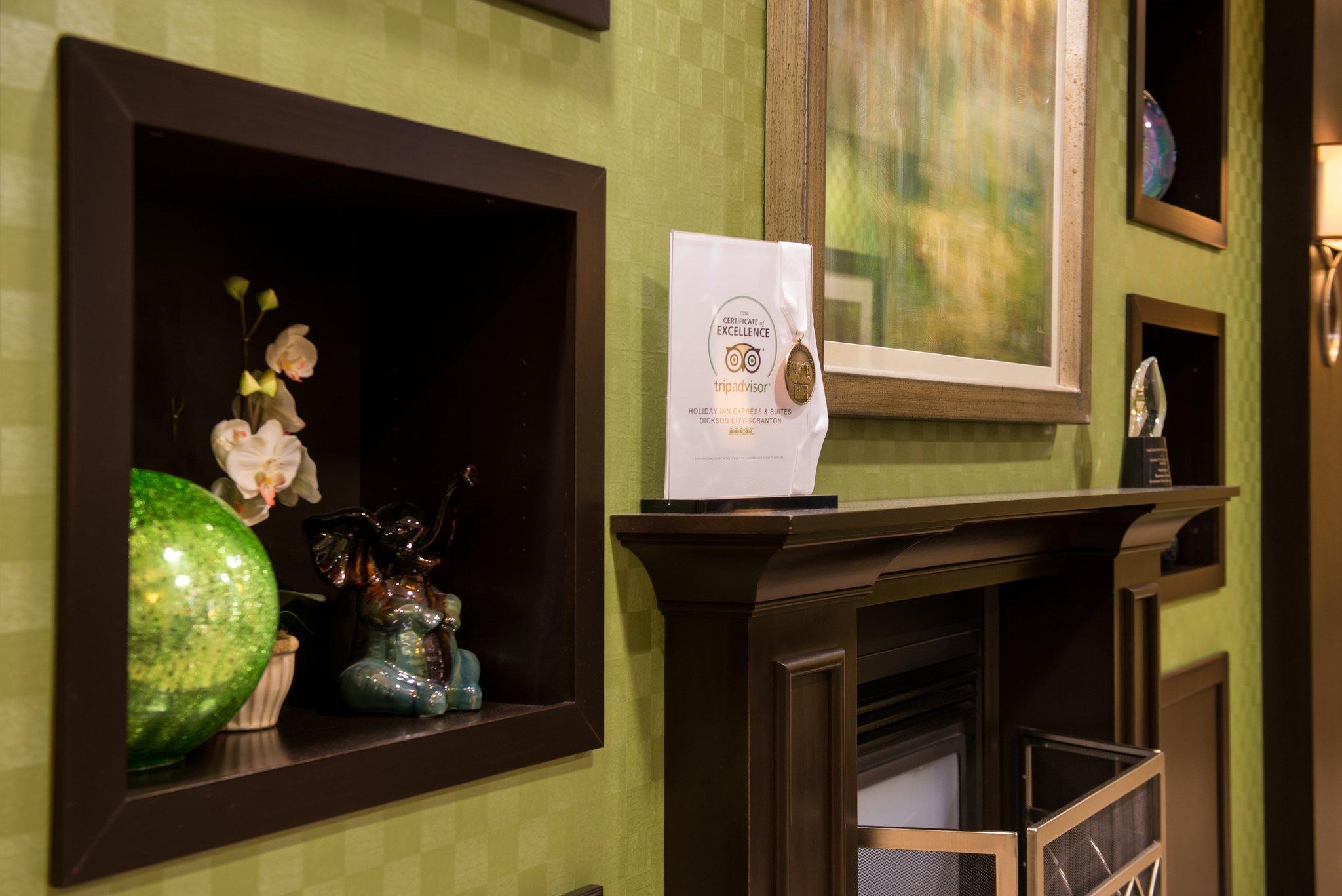 Holiday Inn Express And Suites Dickson City By Ihg Esterno foto