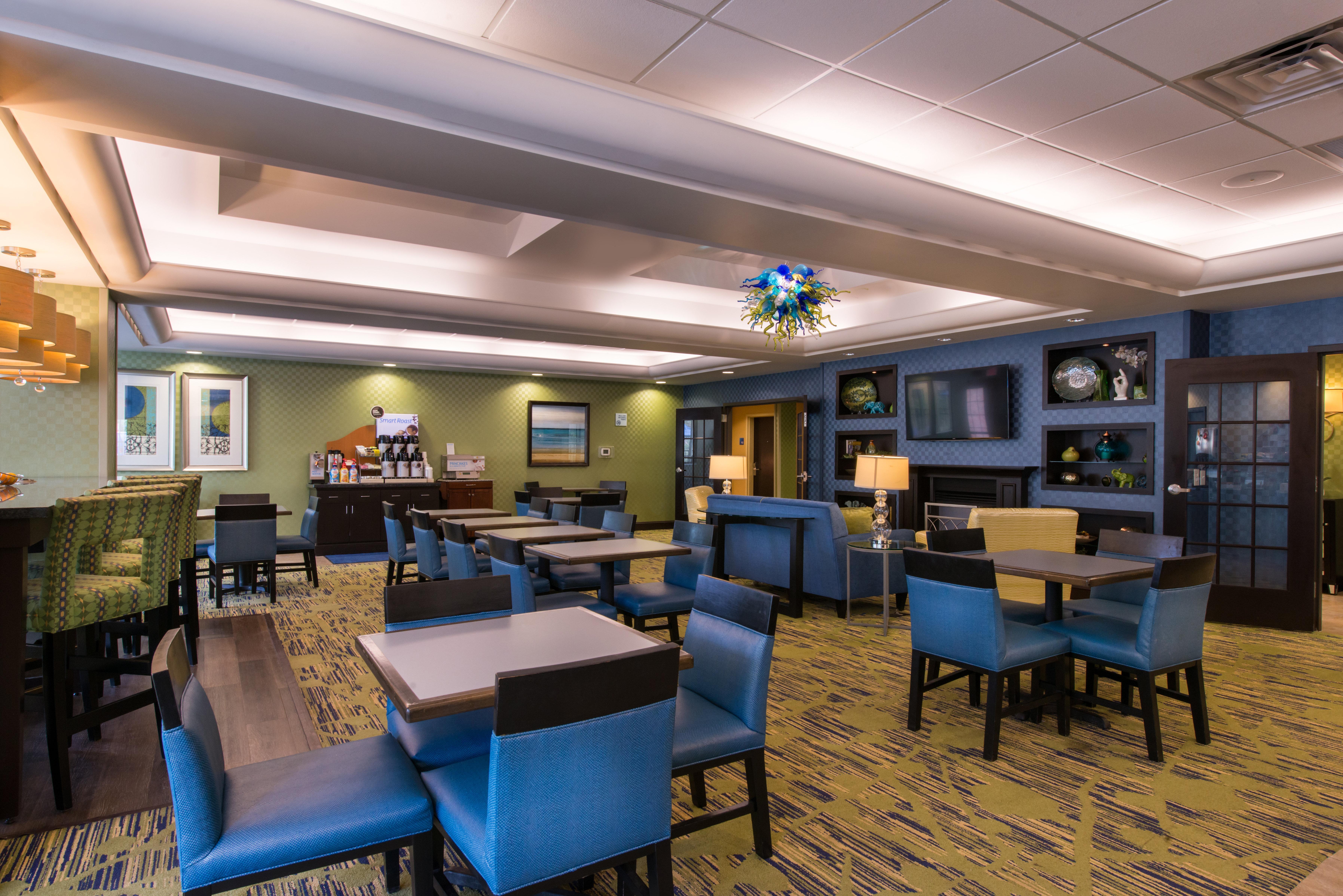 Holiday Inn Express And Suites Dickson City By Ihg Esterno foto